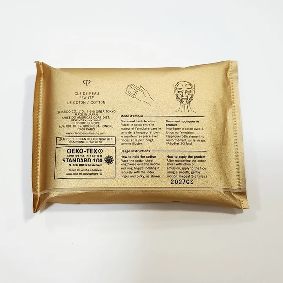 Cle de Peau Essentials Travel Set - Picture 4 of 4